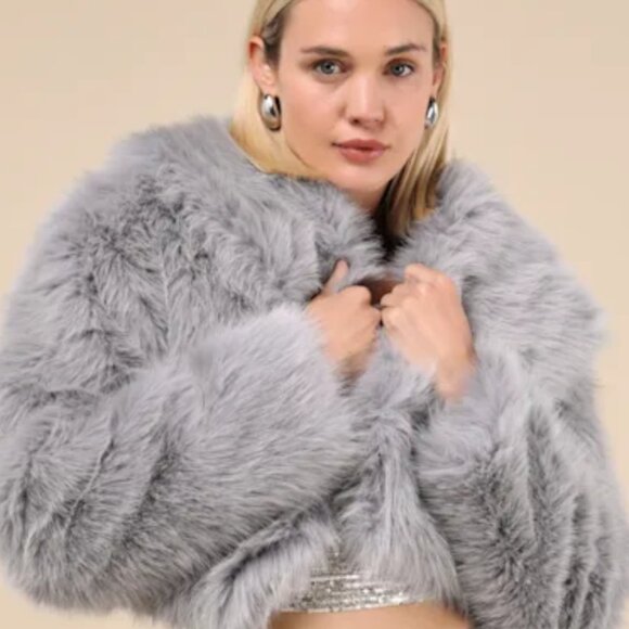 Avec Les Filles Luxurious Faux-Fur Cropped Paneled Coat in Grey Blue sz XS $199 - Picture 2 of 16